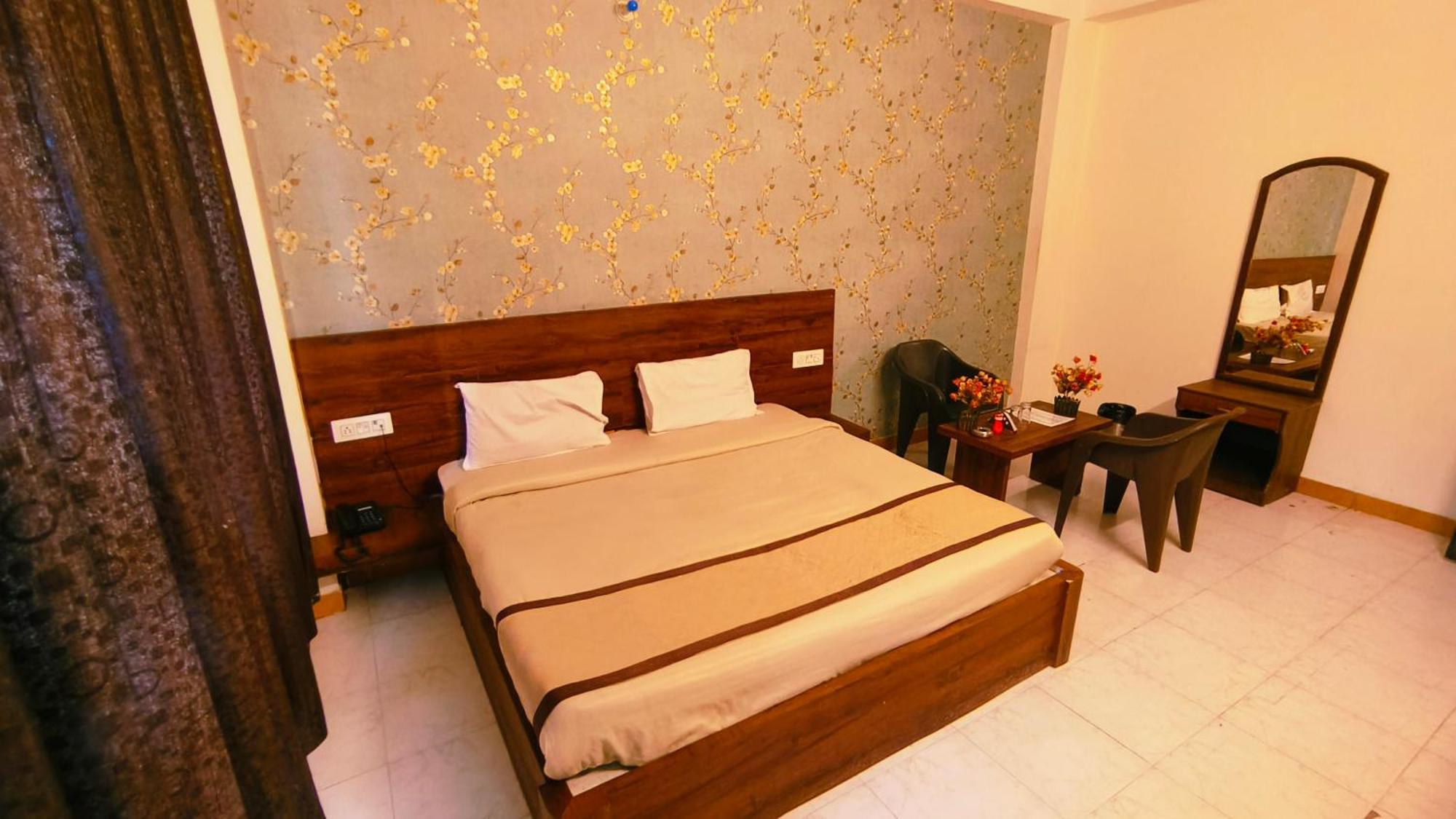 Hotel Elegant, Near Mansarovar, Divisione di Jaipur Esterno foto